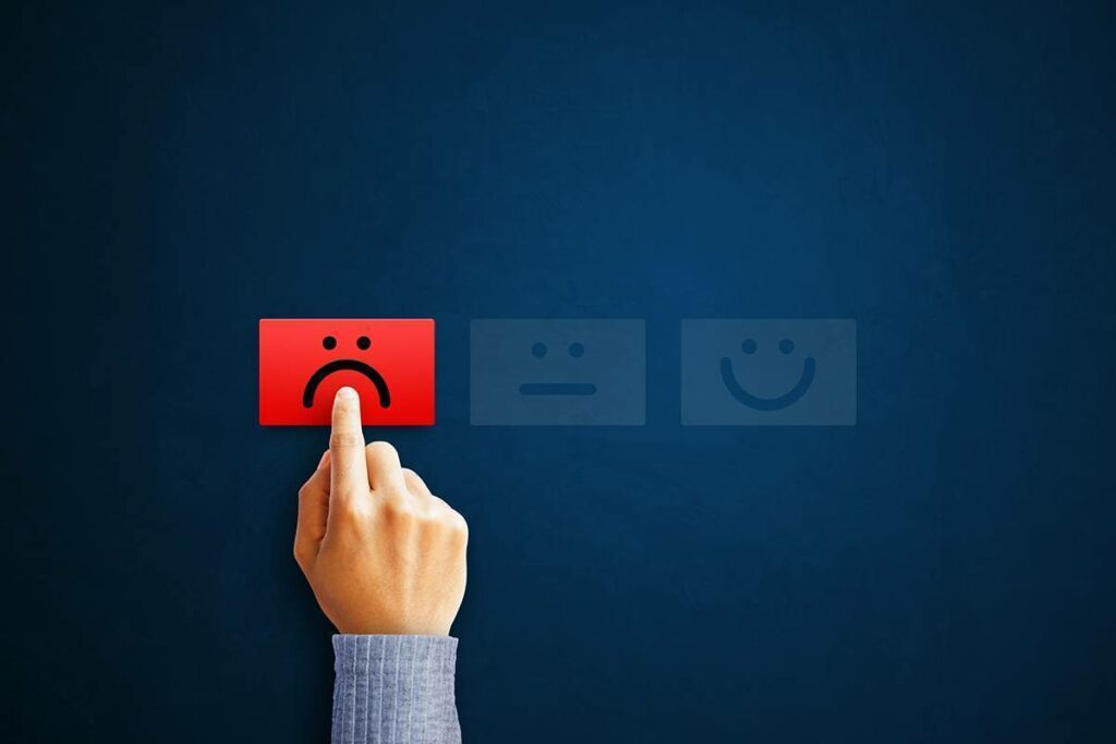6 ways to combat a negative online review