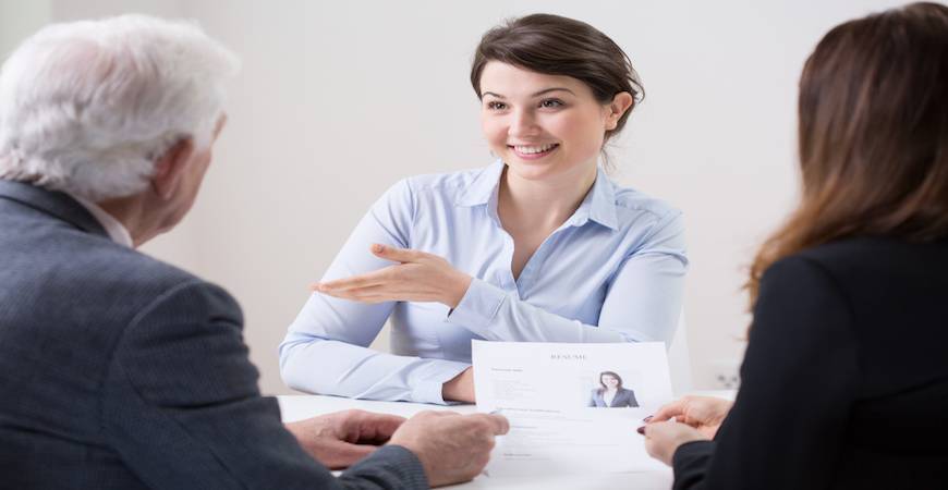 exceptional customer service: 5 essential skills when interviewing